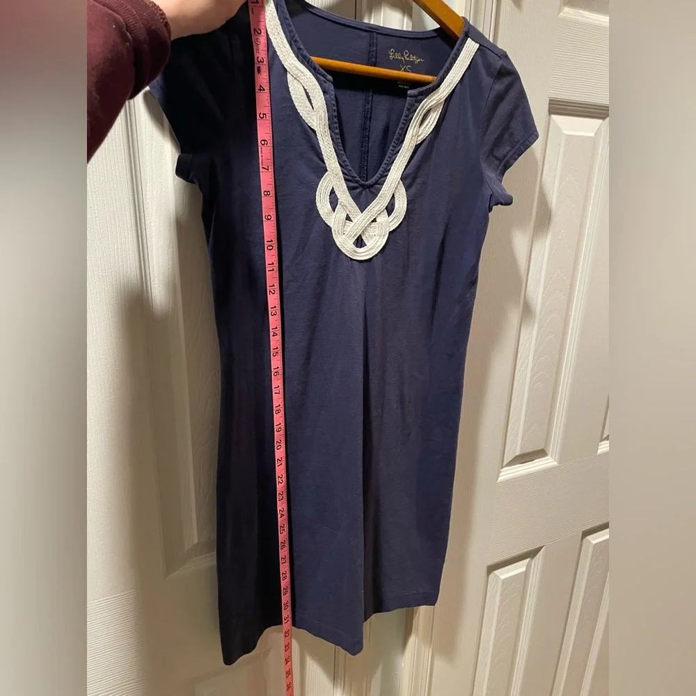 Lily Pulitzer Navy Blue Dress with White Trim; Size XS - Picture 5 of 9